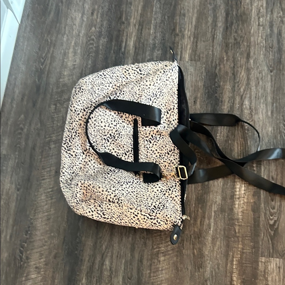 Chic Speckled Tote Bag with Black Accents - Picture 4 of 6